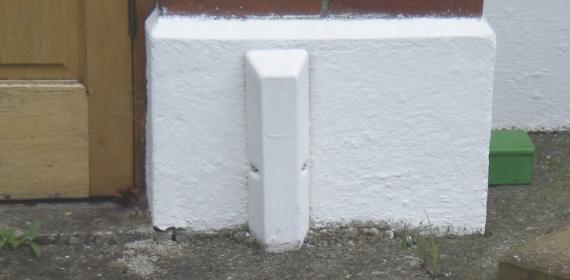 Gas entry point for an internal meter